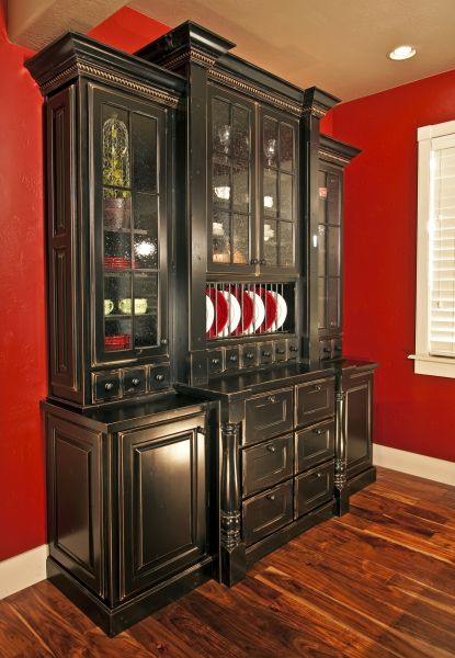 Hutch Installation in Novato